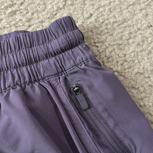 Lululemon Tracker Short V 4" Smoked Mulberry Size 4 - Picture 2 of 9